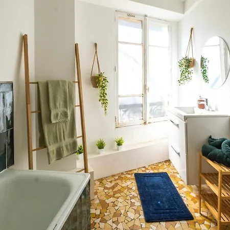 Charming 50m2 - Saint Germain Des Près Parigi