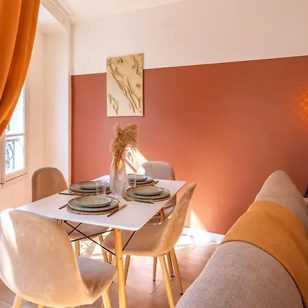 Charming 50m2 - Saint Germain Des Près * Parigi